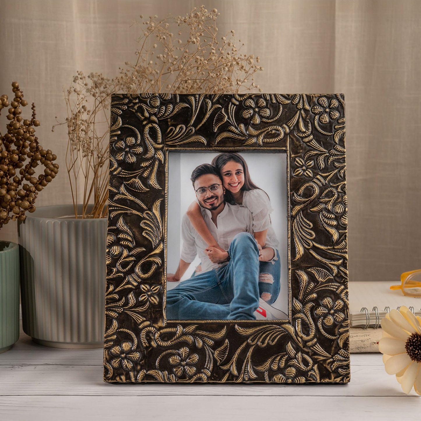 Ferme Premium Brass Metal Photo Frame Black FPF147 - 5x7 inches
